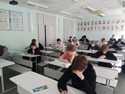 Состоялся очный этап олимпиады по физике